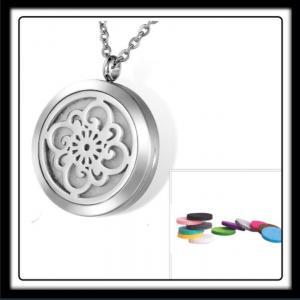 30mm Hollow Flower (Silver) Aromatherapy Locket